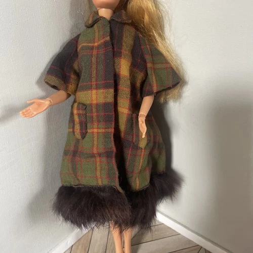 Vintage Barbie Fashion Doll Clone Mommy Made Handmade  Plaid Cape~ Fur Trim