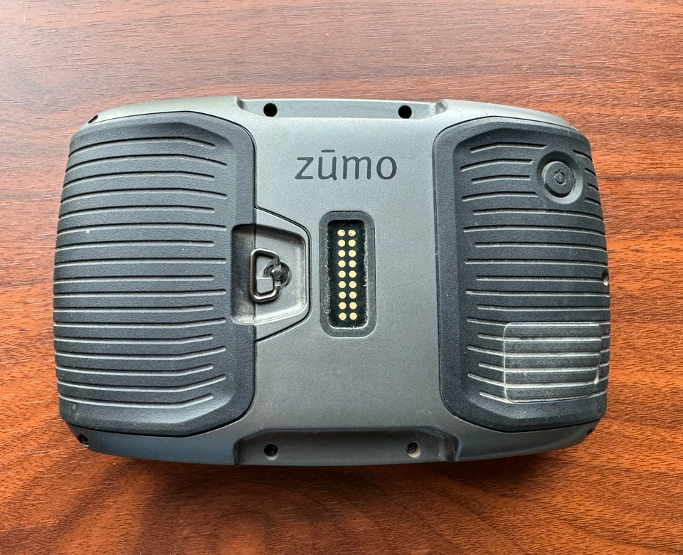 Garmin Zumo 590LM (Lifetime Maps) Motorcycle / Harley GPS Navigation - Image 2 of 2