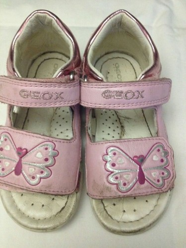 GEOX - Sandalen mit gemustertem Schmetterling - Farbe rosa - Nr. 24 - GEBRAUCHT
