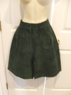 NWT $179 David Hollis dark Green Suede Fully Lined Walk Cullotte Shorts size 12
