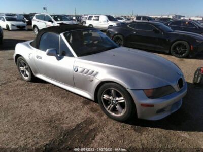 2000-2002 BMW Z3 Roadster Passenger Right Side Fender Vent