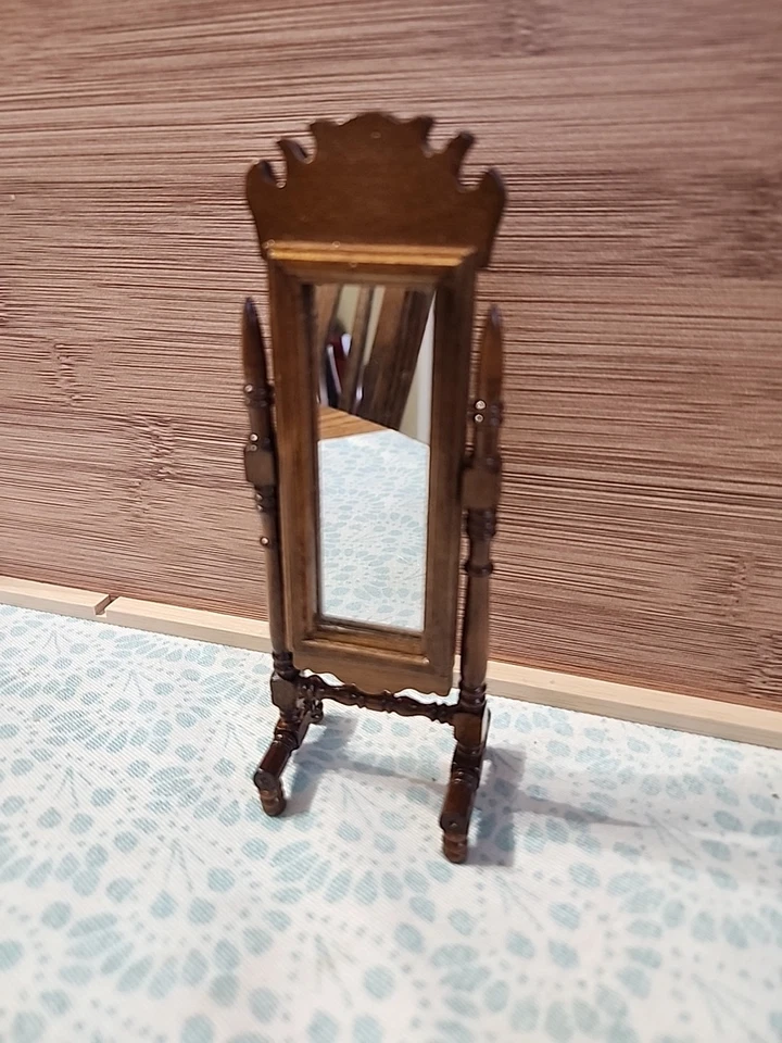 ESPEJO DORMITORIO MINIATURA CASA DE MUÑECAS VINTAGE LONGITUD PISO de Concord Miniatures  Foto 3 de 4