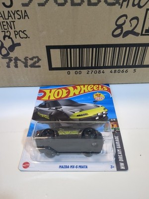 2025 Hot Wheels Legends Winner Mazda MX-5 Miata HW Dream Garage #1