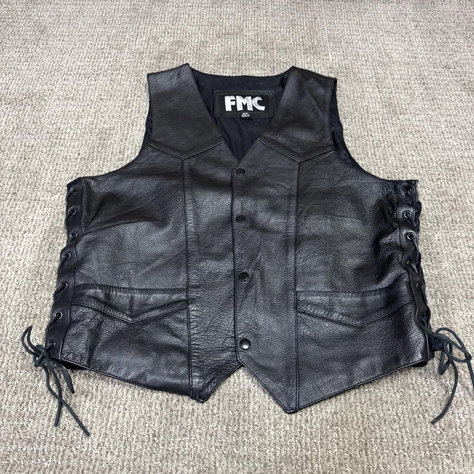 Chaleco de cuero FMC negro con botones a presión sin mangas para mujer talla 44” Foto 4 de 4