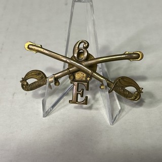 US Army Cavalry Pin 1896 Hat Insignia 6 E Patina