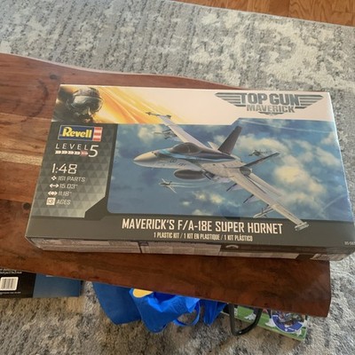 Revell 1:48 F/A-18E  Maverick's Airplane - RMX5871