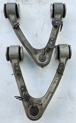 03-08 Maserati Quattroporte M139 OEM Front pair upper control arm