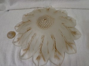 New Old Stock 2006 Amber Leaf Hand Made Italian Piastra Glass For