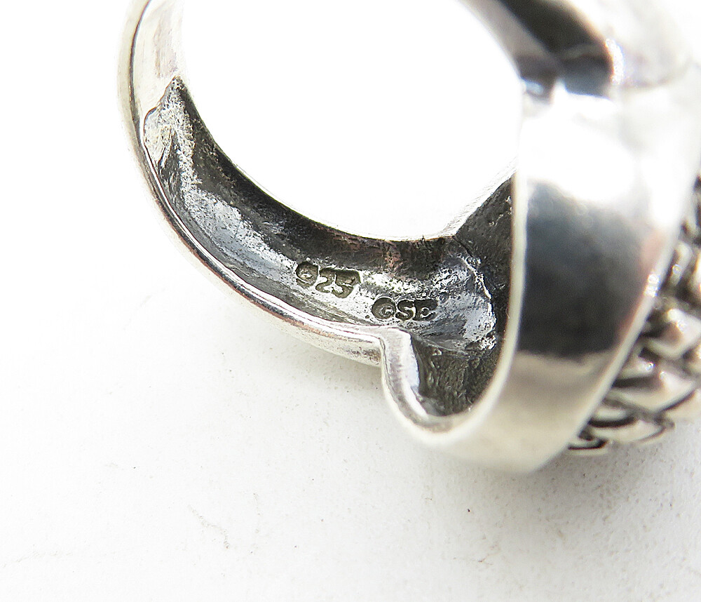 DESIGNER 925 Silver Vintage Dark Tone Etched Oval Dome Band DESIGNER 925 Silver Vintage Dark Tone Etched Oval Dome Band