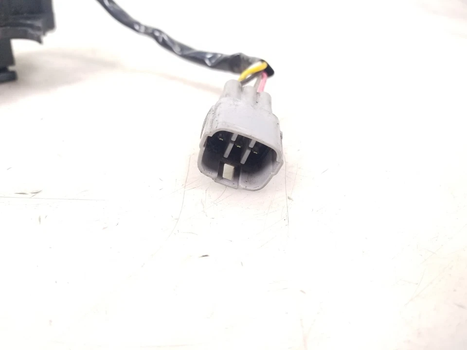 2019 Suzuki GSXR600 GSXR750 Electrical Fuse Junction Box  - Image 4 of 4