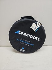 Westcott 42" Illuminator Collapsible 2-in-1 Reflector Silver/White Surface