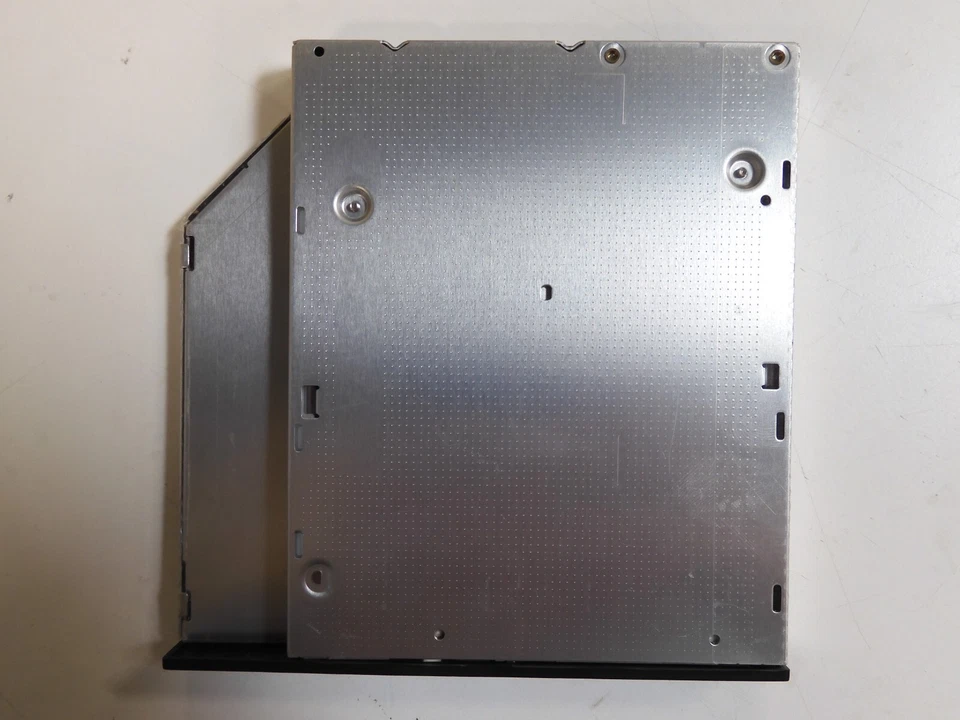 UJ130A PANASONIC 4X SATA SLIM BLU-RAY DVD'R/RW UNIDAD Foto 2 de 2