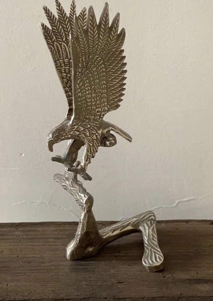 Brass Eagle Landing:Antique Masterpiece: $180 Free Postage - image 3 of 3