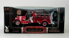 1:24 Yat Ming Signature Series 1935 Mack Type 75BX Fire Truck