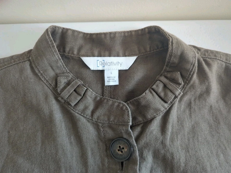 Relativity 100% 亚麻女式 L 码夹克无领卡其色带时尚细节 — 第 2/4 张图片