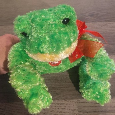 Dan Dee Collector's Choice Talking Frog Plush Green w/ Red Ribbon 2008 Small