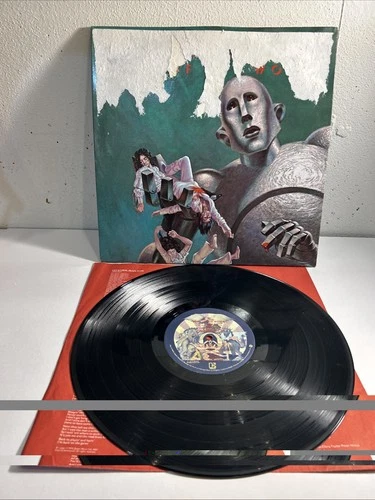 Queen News Of The World LP, 1st PRC Pressing,  Elektra 6e-112