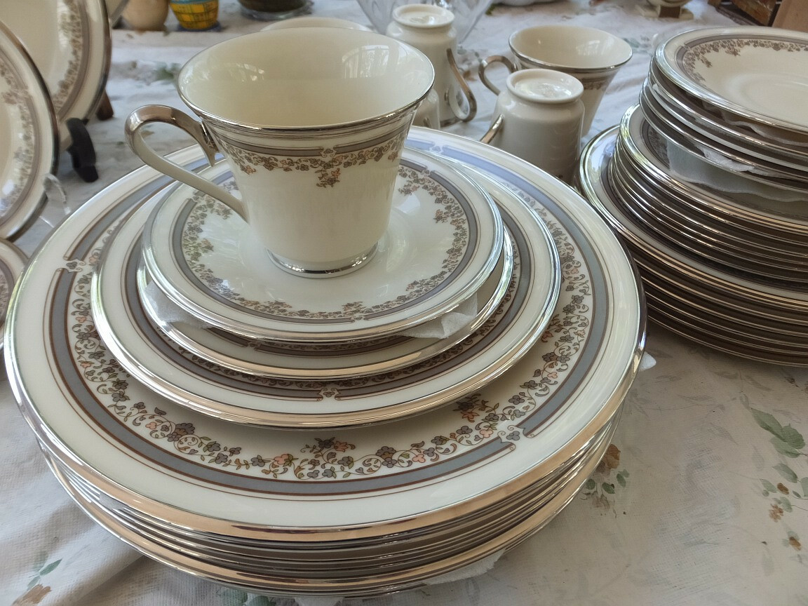 China Patterns Lenox Porcelain Dinnerware Lenox Eternal Fine Bone