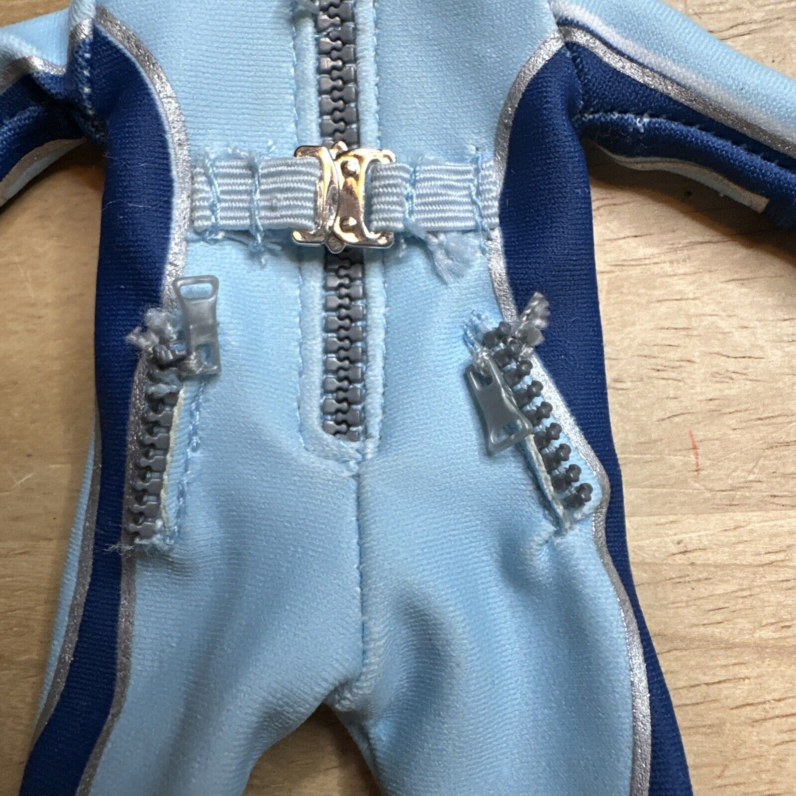 Picture 3 of 5