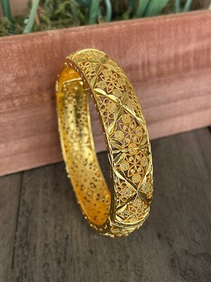 Gelbgold Armband 24K gefüllt Blumenmuster 7,5'' offener Verschluss Armband Armreif