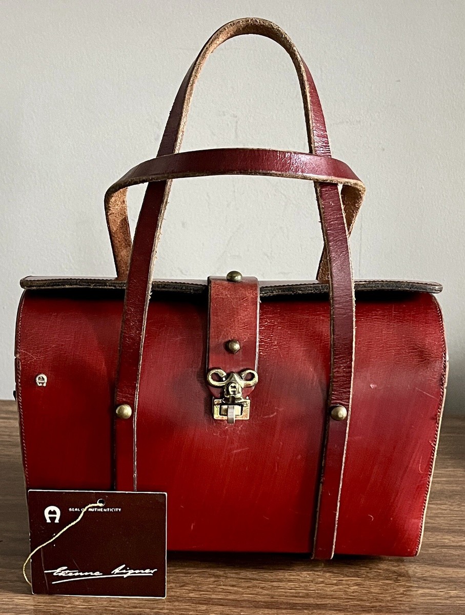 【AIGNER】ボストンバッグ Vintage AIGNER】ボストンバッグ Vintage 激渋の40年代のボストンバッグ