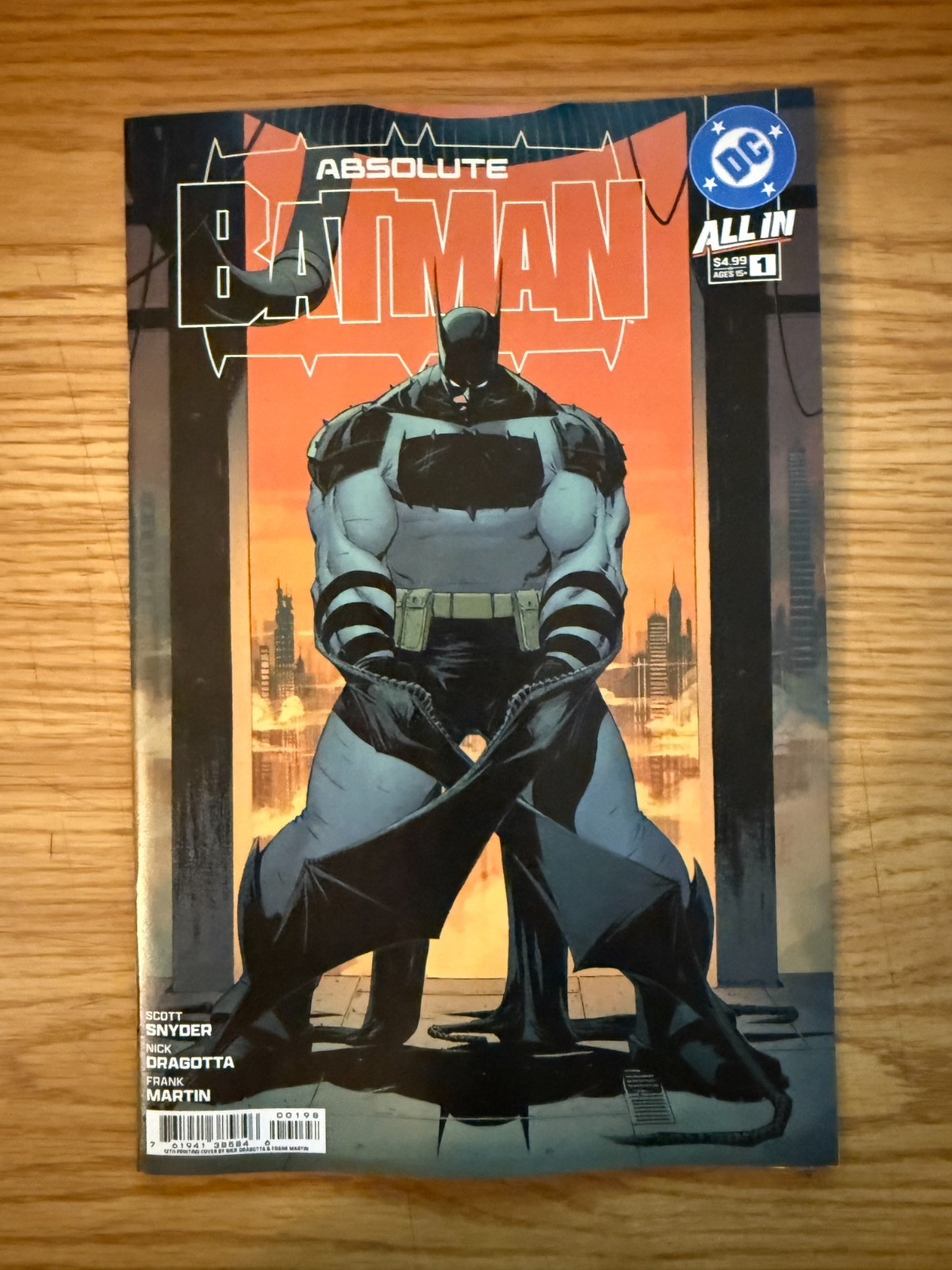 Absolute Batman #1,2,3,4,5,6,7,8,9,10,11,12,13,14,15,16,17,18,19,20,21,22-23