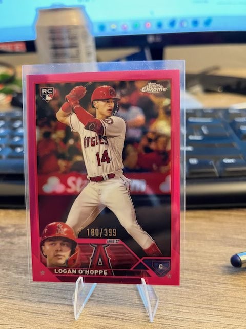 2023 Topps Chrome - Logan O'Hoppe #188 Magenta Refractor /399 (RC)