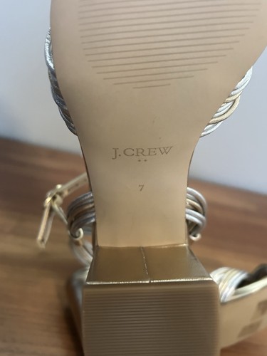 ✨ J.Crew Metallic Gold & Silver Strappy Heels - Size 7 - Block Heel Retro Style - Picture 9 of 10