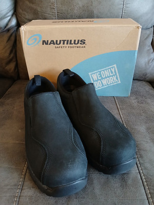 Nautilus N1656 Slip-on ESD Saftey Foot Wesr/ Comp Toe Size 12 Wide EE #776