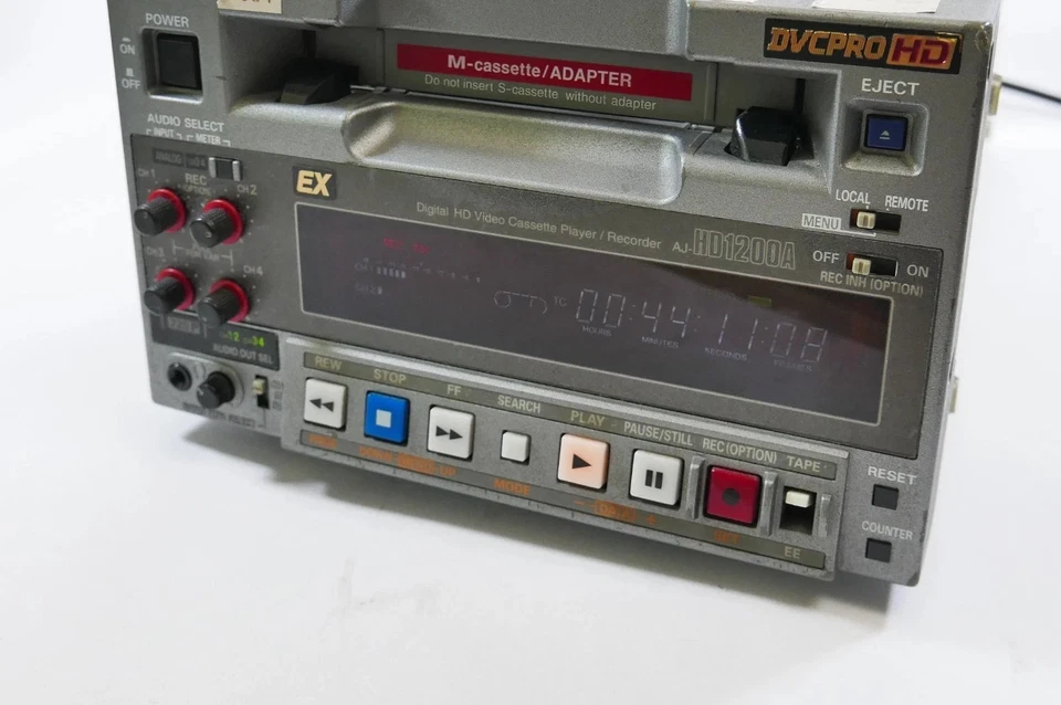 Panasonic DVCPro AJ-HD1200A Digital Video Cassette Player Recorder - Bild 2 von 4