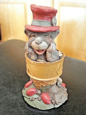Vintage 1992 Tim Wolfe Retired & Hand Signed #63 #9041 ''PISTASCHIO''  Figurine 