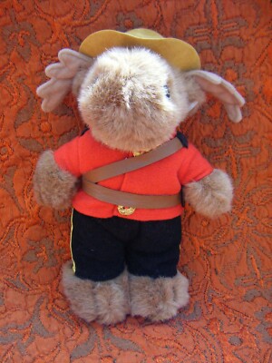 RCMP WILD WONDERS CANADIAN MOOSE 8'' CA. (B124)