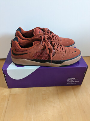 Nike SB Ishod Wair Herren Gr. 42 orange,braun