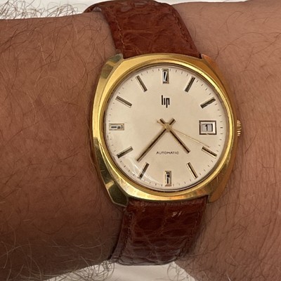 Montre Lip 'Duromat' Automatique Vintage 1970 - 25 Rubis, Cadran 'crevette', Boîtier Doré, Bracelet Cuir Marron, 35mm