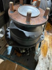 Poclain MSE02 front wheel motor X Ransomes HR6010 mower £250+VAT