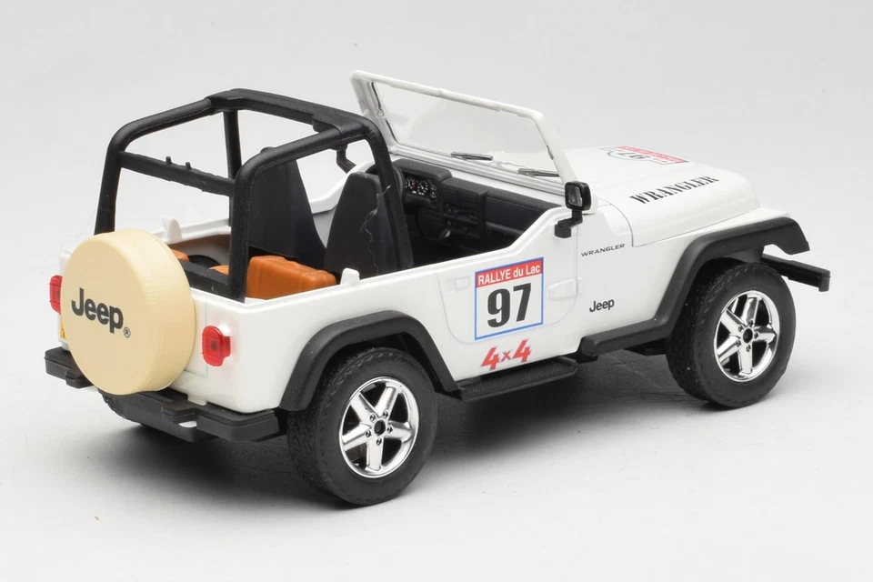 9012 Jeep Wrangler Rallye n97 Beige Solido 1:18 - Immagine 2 di 4