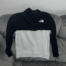The North Face Boys 1/4 Zip Sweater Youth XL /TG