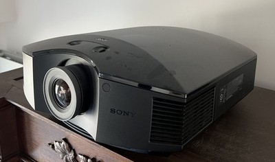 Sony VPL-HW40ES Projektor 1080P Heimkino  Beamer