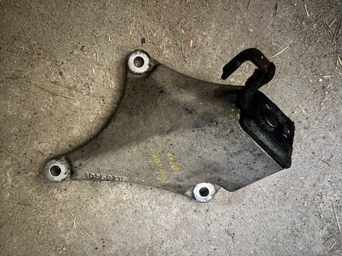 Opel Sintra 3.0 Automatik (96-99) : Getriebehalter vorne 10250215