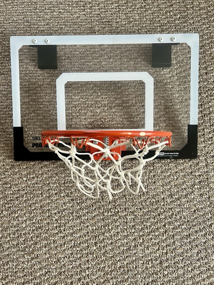 Mini aro de baloncesto SKLZ Pro - original - negro/blanco Foto 2 de 4