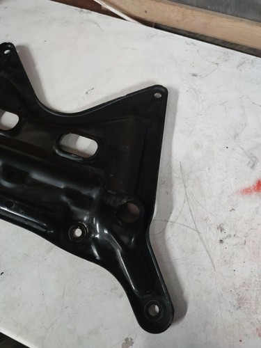 MERCEDES-BENZ E W212 Fastening Plate Support 2.1 Diesel 100kw 2012 A2126280900 - Picture 2 of 8