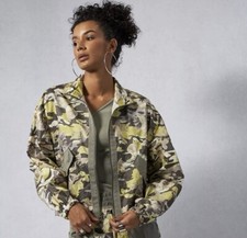 Nike Size XS 110 Women's Sportswear Oversized fit Woven Jacket RARE