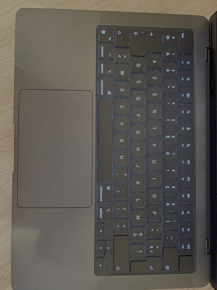 Apple MacBook Pro 14" M3 Pro · 18GB · 1TB, photo 3 sur 5