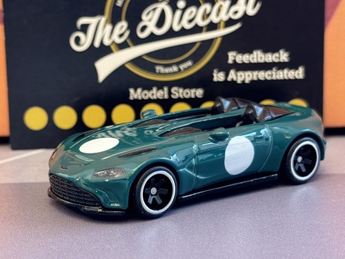 HOT WHEELS PREMIUM ASTON MARTIN V12 SPEEDSTER NEW LOOSE DIECAST COMBINE POST