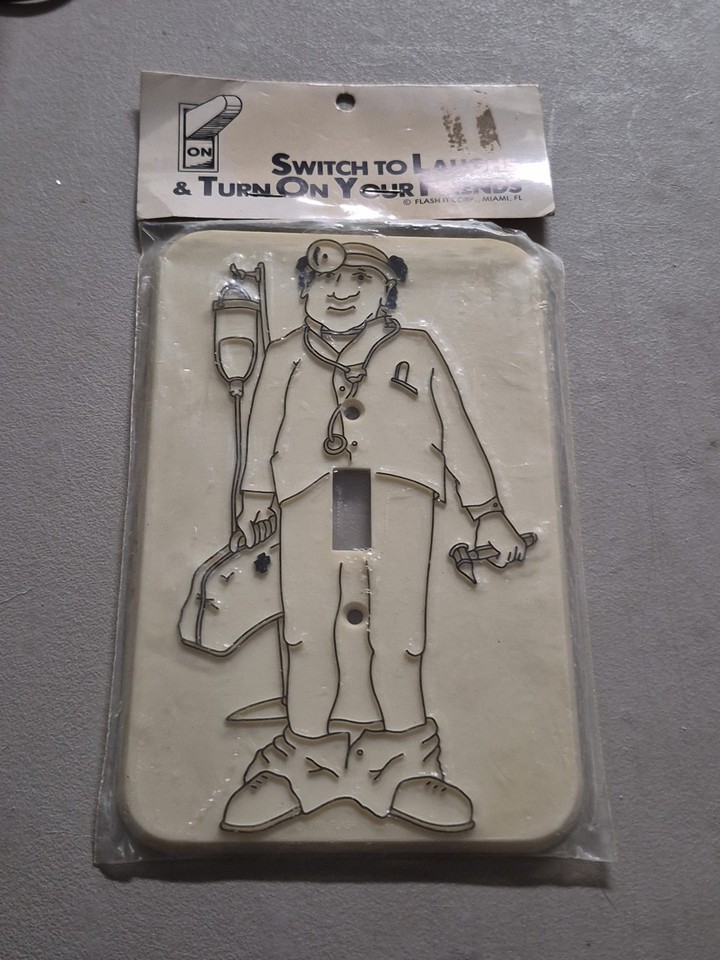 Vintage Flasher Lightswitch Cover Switch To Laughs &Turn On Your Friends DOCTOR