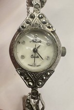 Natsuke Stainless Steel Lady’s Slim Quartz Watch With White Dial And Rhinestones