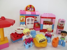 Duplo LOT OF 2 SETS,  BACKYARD CLINIC 10606 Doc McStuffins, 10587 CAFE, EXTRAS