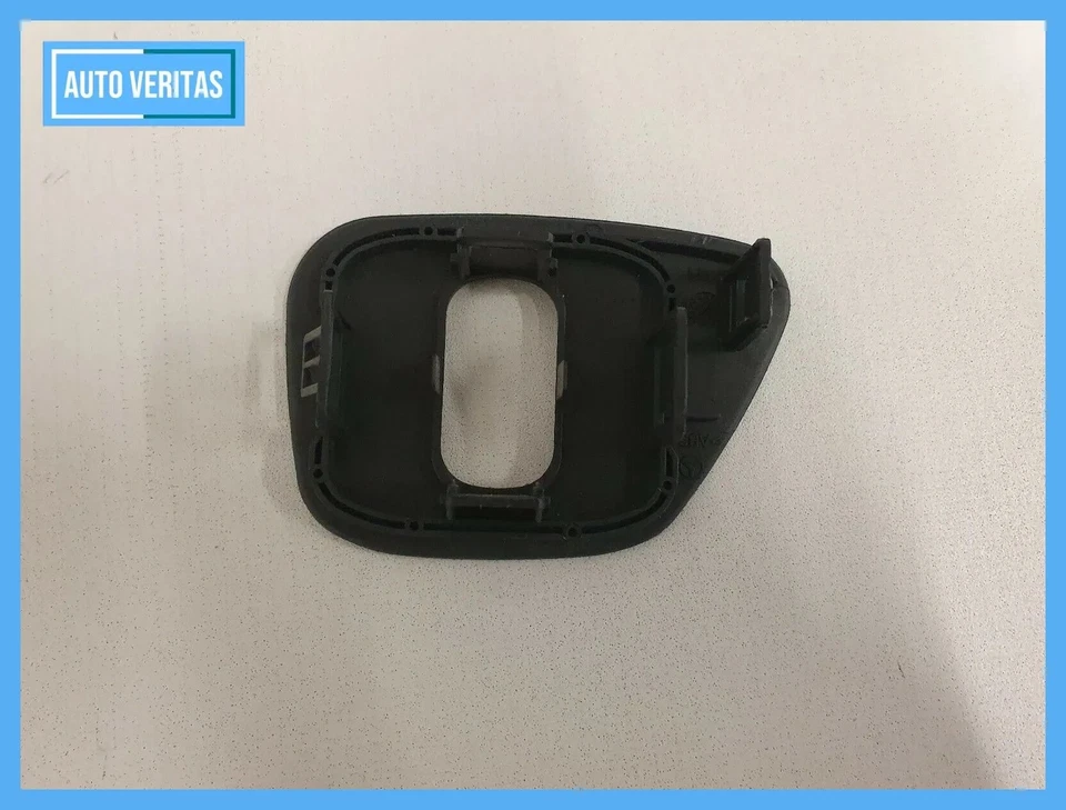 MERCEDES-BENZ E-CLASS (S210) E 290 W switch window lifter cover right - Image 2 of 2