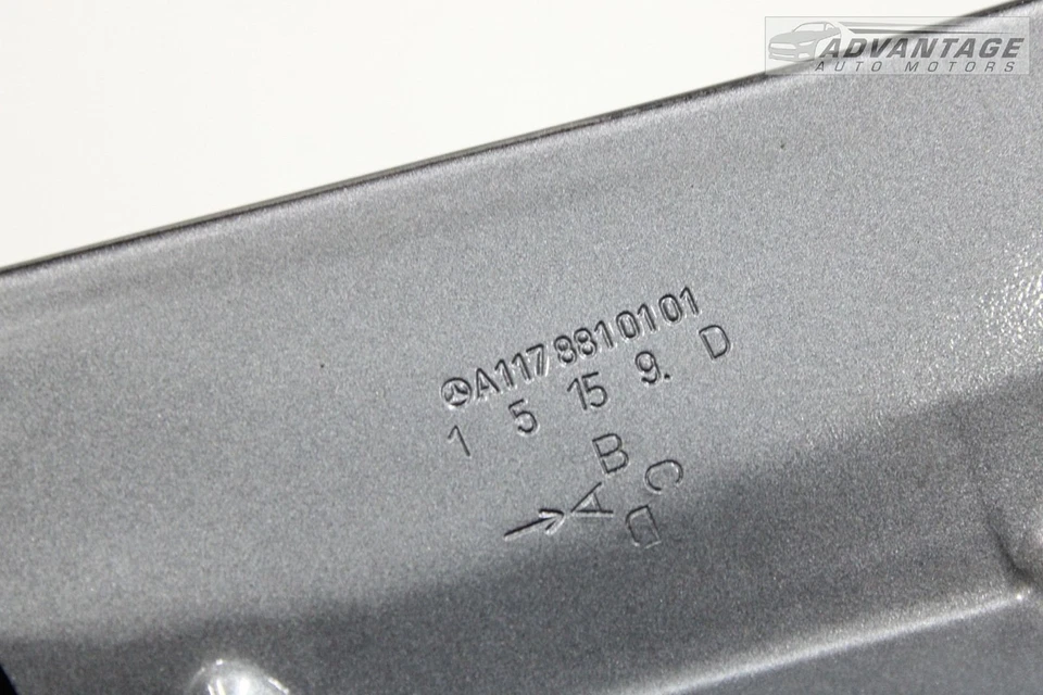 2014-2019 MERCEDES CLA250 C117 SEDAN 前左侧挡泥板外壳 原始设备制造商 — 第 4/4 张图片