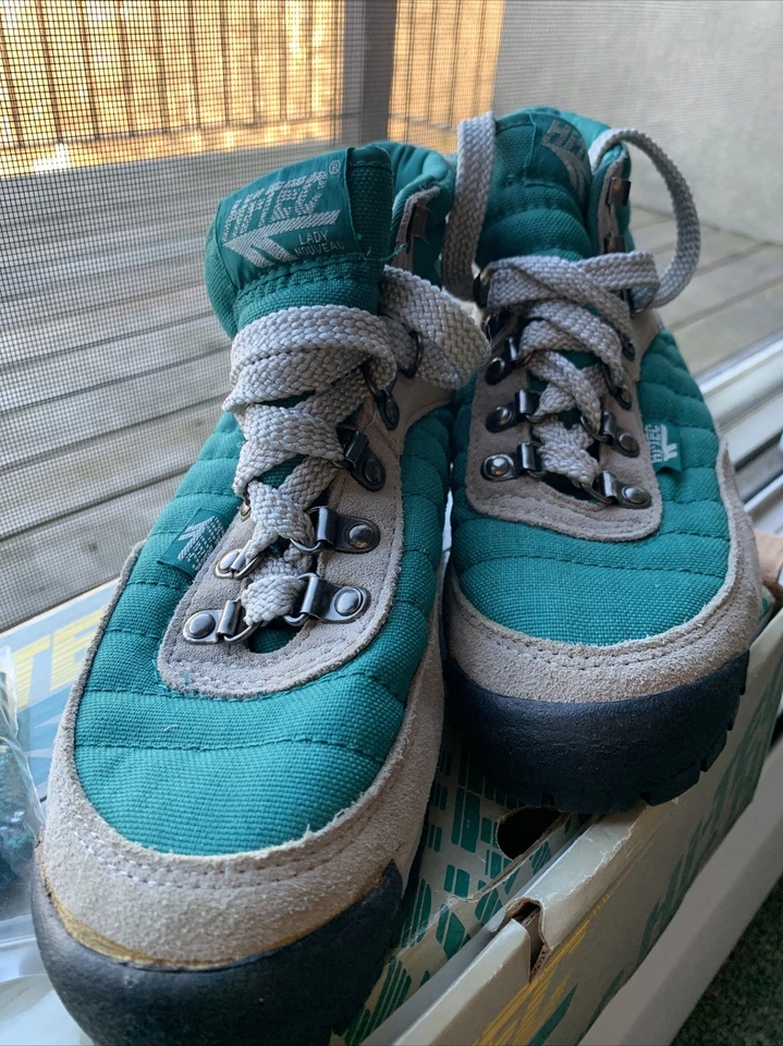 VTG  Hi-Tec Rugged Outdoor Hiking Boots Women's Size 7 Teal/Gray - Image 3 of 4